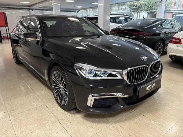 ب ام و، سری 7