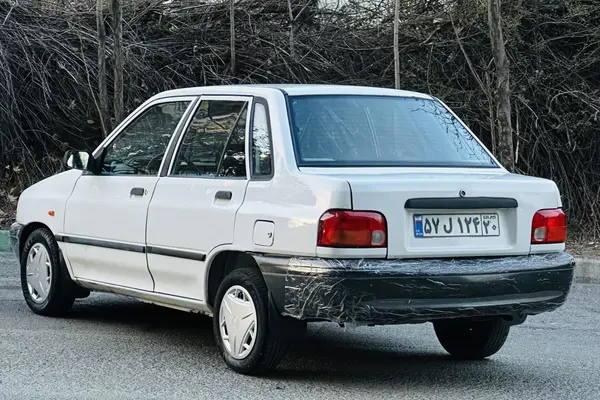 پراید، صندوق دار