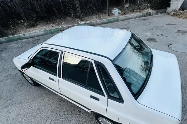 پراید، صندوق دار