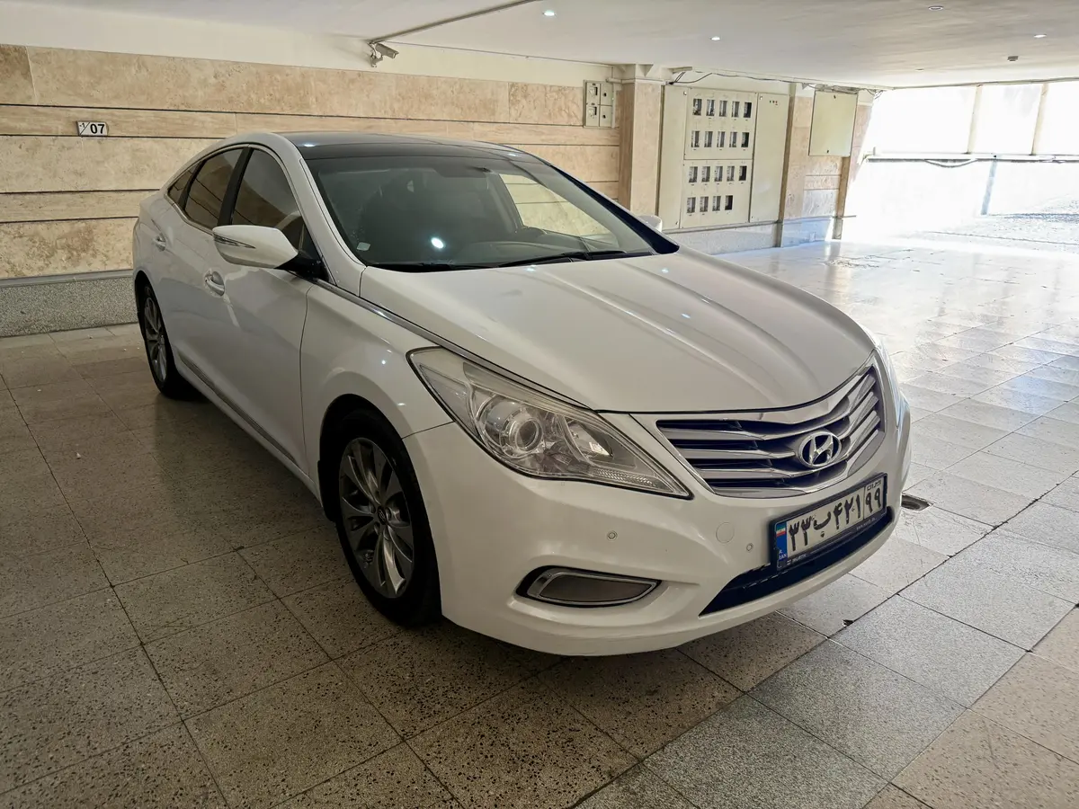 هیوندای،  آزرا (گرنجور)