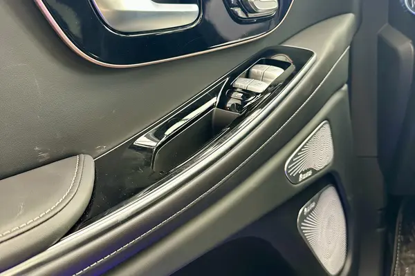 اکستریم، VX (QX)