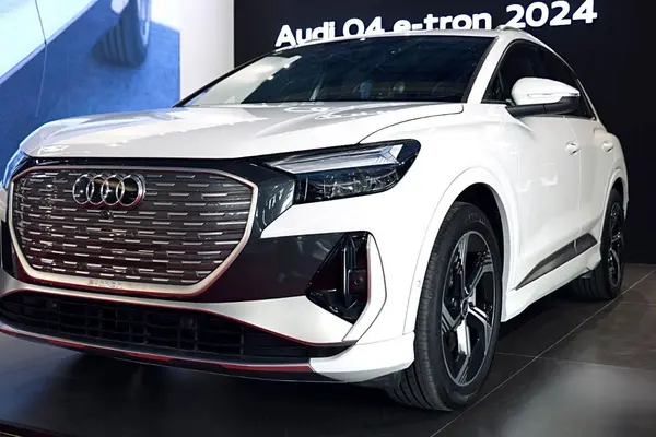 آئودی، Q4 e-tron