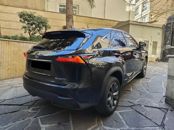 لکسوس، NX هیبرید