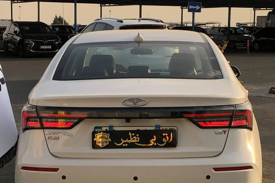 فونیکس،  آریزو 6 پرو