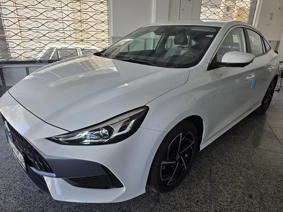 ام جی،  GT