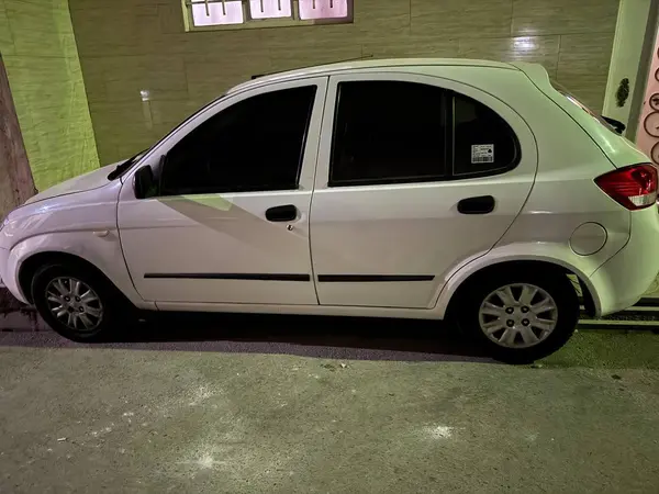 تیبا، هاچ بک