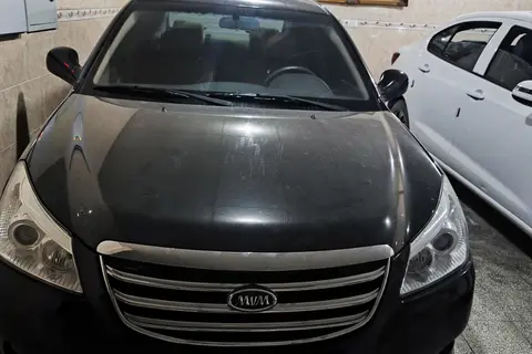 ام وی ام، 550