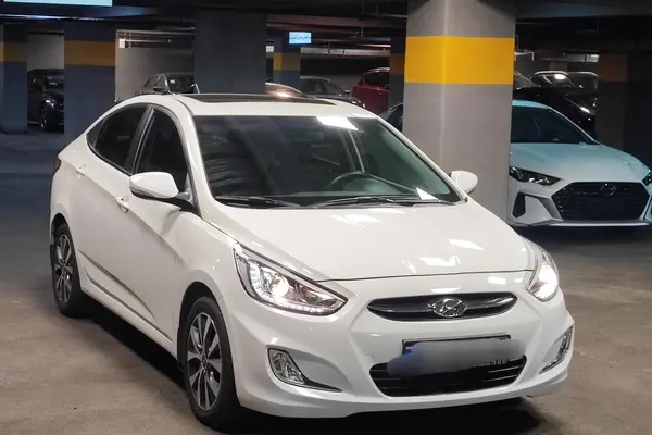 هیوندای، اکسنت (مونتاژ)