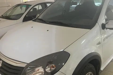 رنو، ساندرو استپ وی