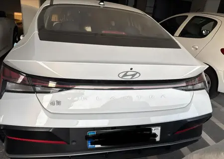 هیوندای النترا