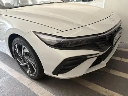 هیوندای النترا