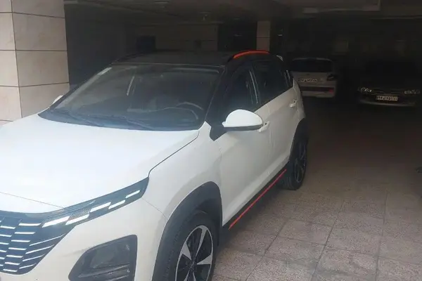 ام وی ام  X33 کراس