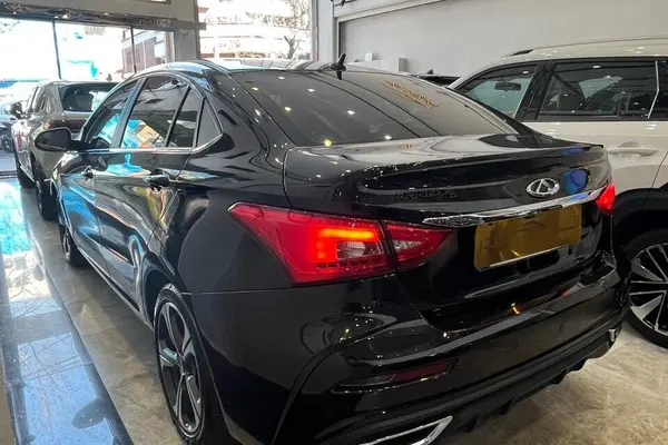 چری، آریزو 5T اسپرت FL