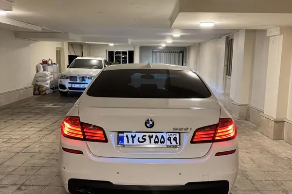 ب ام و، سری 5 سدان