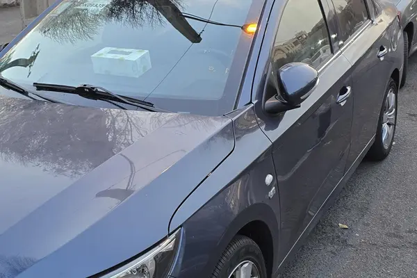 تارا، اتوماتیک V4