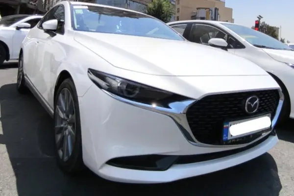 مزدا، 3 وارداتی