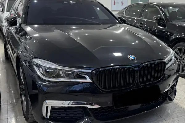 ب ام و، سری 7