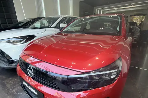اپل، کورسا