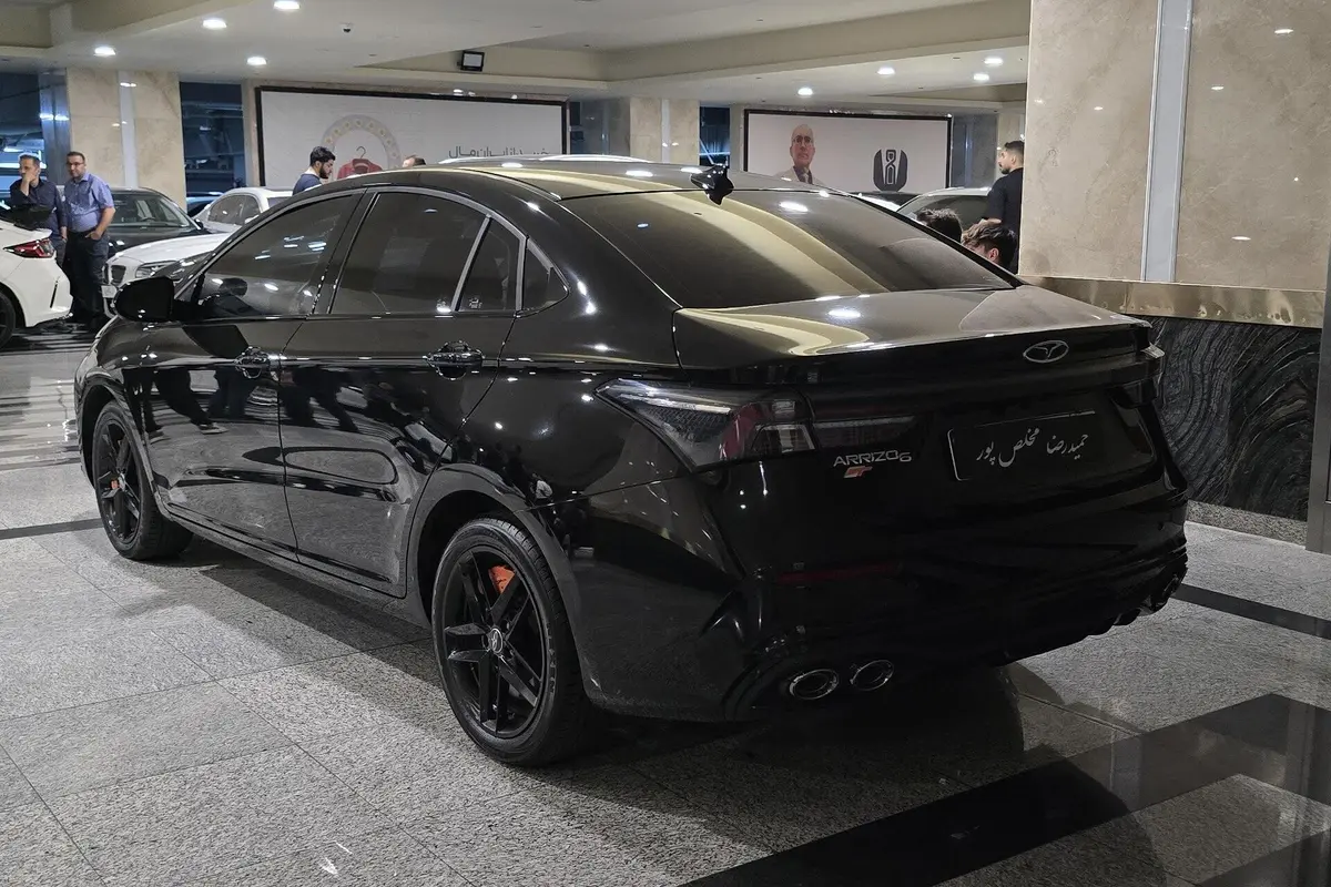 فونیکس،  آریزو 6 جی تی (Z6 GT)