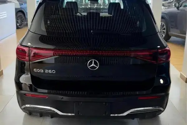 بنز، کلاس EQB