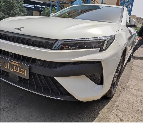 پیش فروش کی ام سی، J7