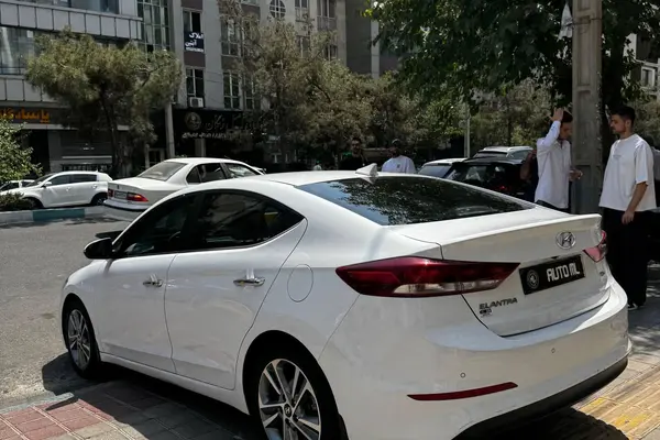هیوندای  النترا