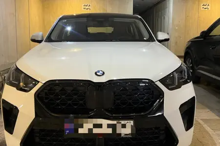ب ام و X2