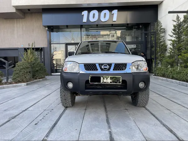 نیسان، رونیز