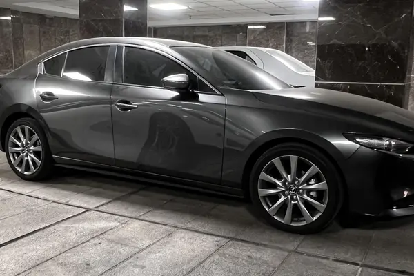 مزدا، 3 وارداتی