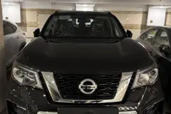 نیسان، ترا