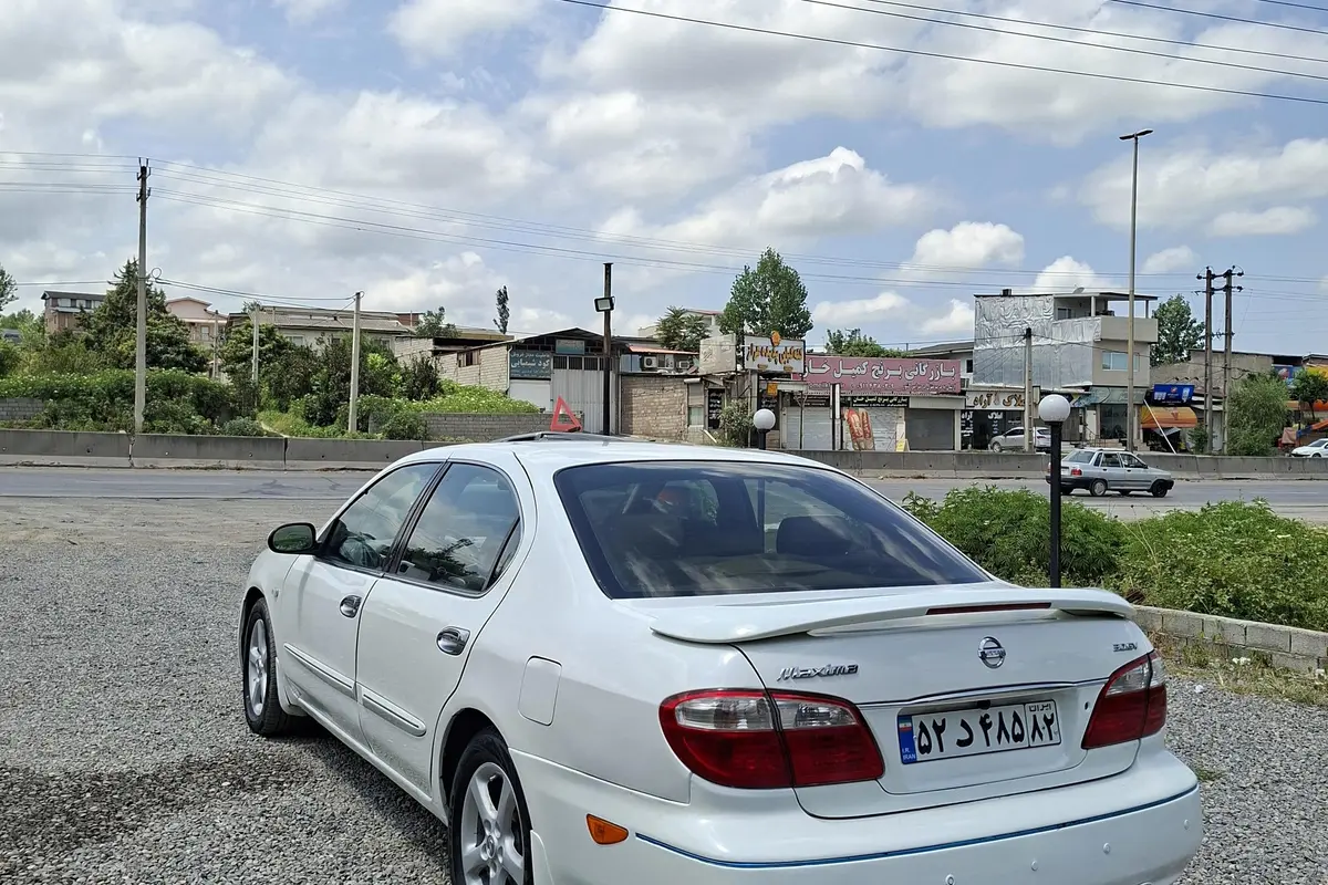 نیسان،  ماکسیما
