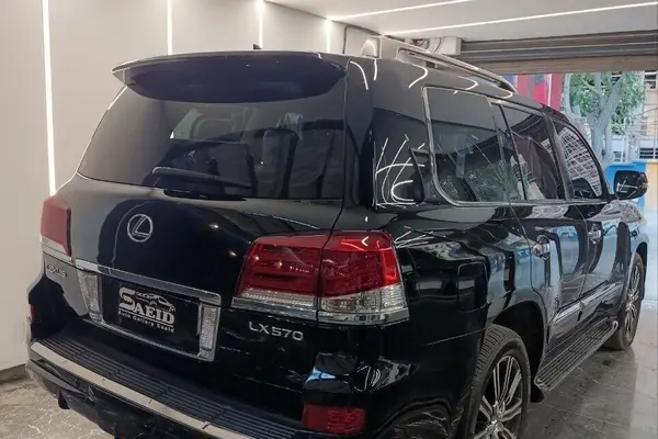 لکسوس  LX