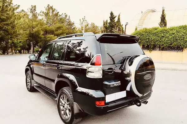 تویوتا  پرادو  چهار در