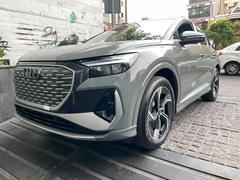 آئودی، Q4 e-tron