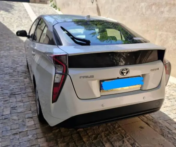 تویوتا  پریوس