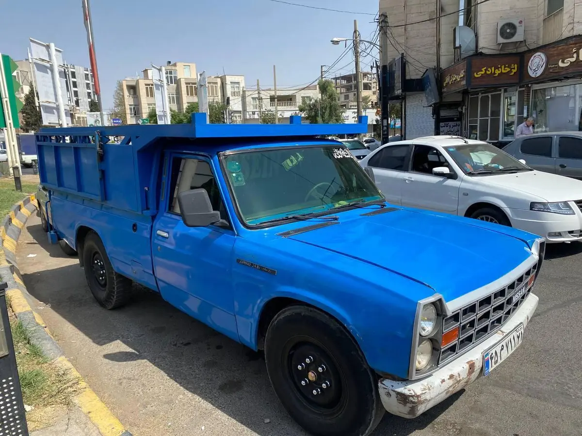 زامیاد،  وانت نیسان