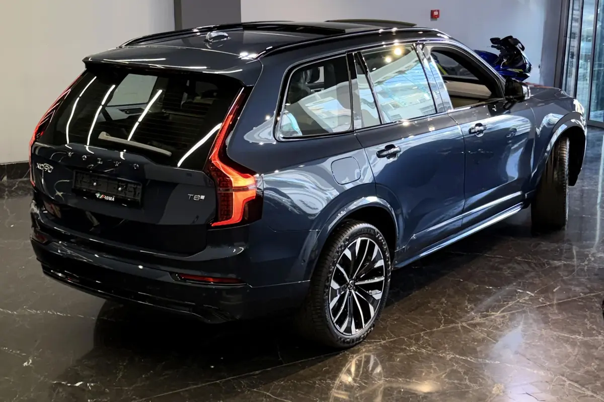 ولوو  XC90