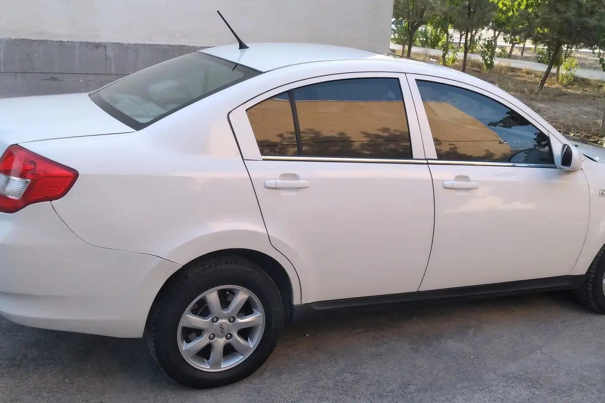 ام وی ام،  550