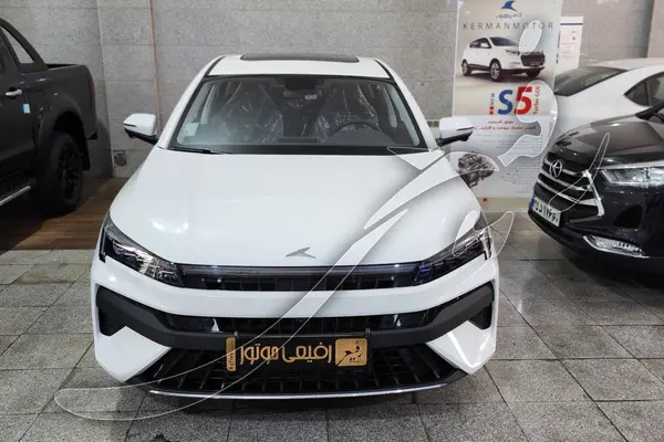 حواله کی ام سی، J7