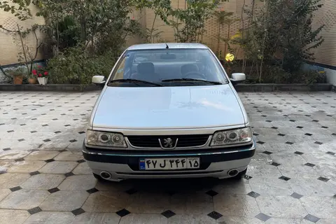 پژو، 405