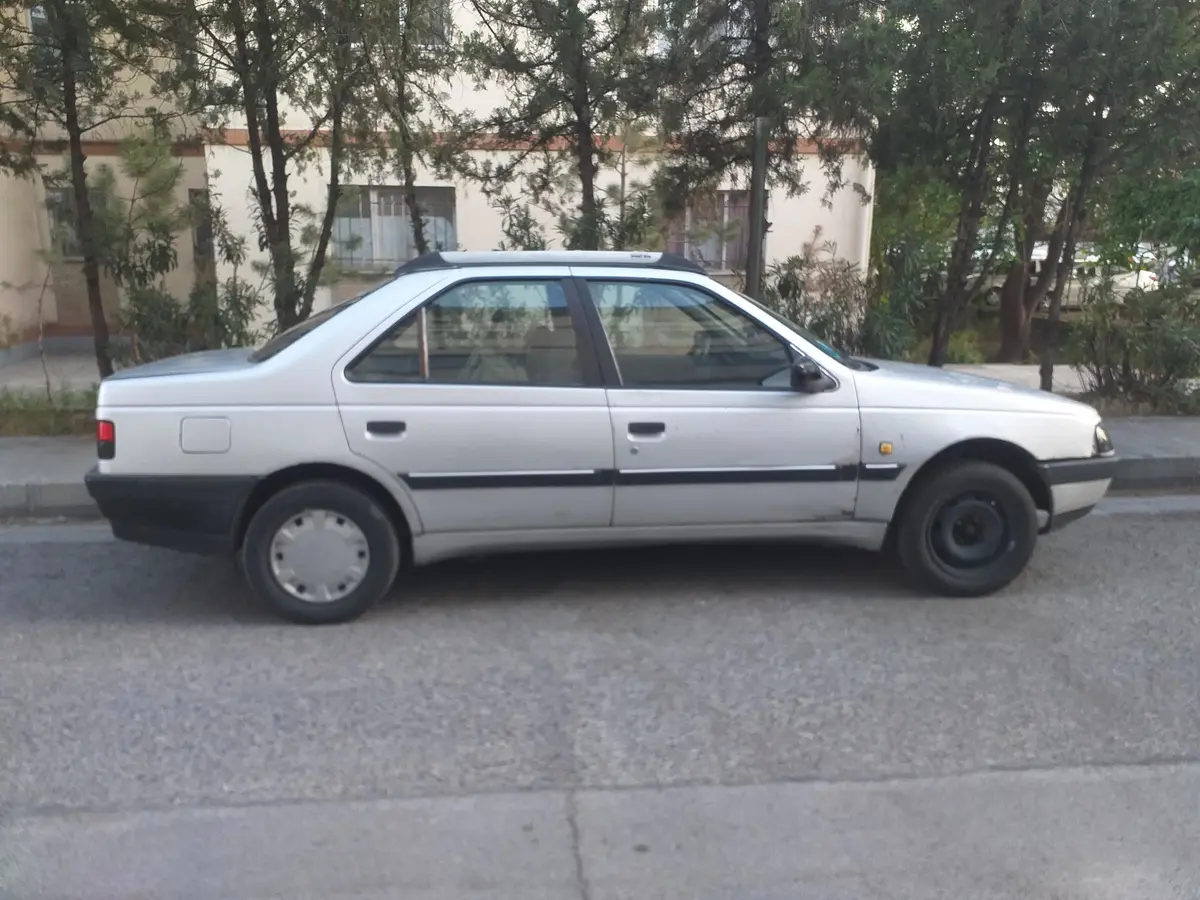 پژو،  روآ