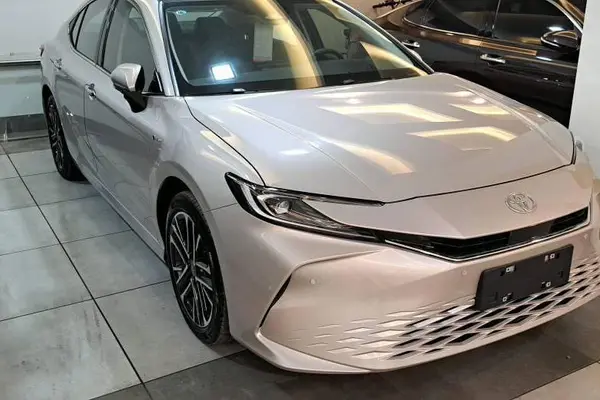 تویوتا، کمری هیبرید