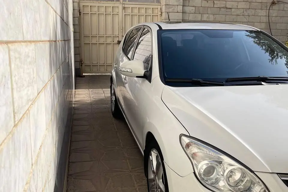 هیوندای،  i30