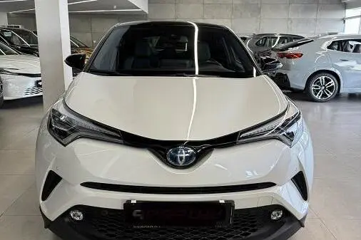 تویوتا  C-HR هیبرید