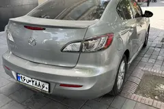 مزدا، 3 نیو صندوق دار