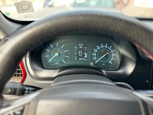 ام وی ام، X33 S