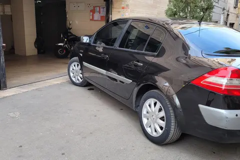رنو، مگان (مونتاژ)