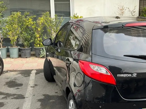 مزدا، 2 هاچ بک