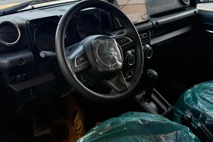 سوزوکی،  جیمنی 5 در