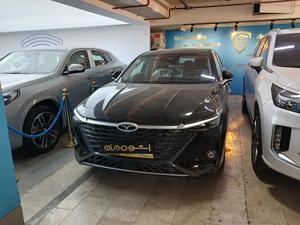 فونیکس  آریزو 8 (Z8)